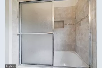 10313 Crown Point Court, Potomac, MD 20854 - Photo 37