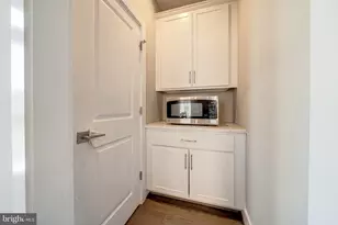 15948 Chieftain Ave, Rockville, MD 20855 - Photo 13
