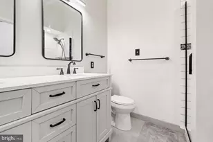 10166 Treble Ct, Rockville, MD 20850 - Photo 21