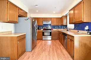 3815 Lansdale Ct, Burtonsville, MD 20866 - Photo 11