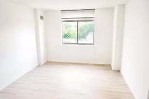 7111 Woodmont Ave, Bethesda, MD 20815 - Photo 9