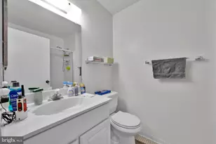 15300 Pine Orchard Dr, Silver Spring, MD 20906 - Photo 23