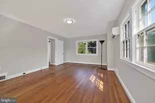 9802 Forest Grove Dr, Silver Spring, MD 20902 - Photo 37