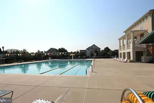 537 Longhorn Crescent, Rockville, MD 20850 - Photo 13