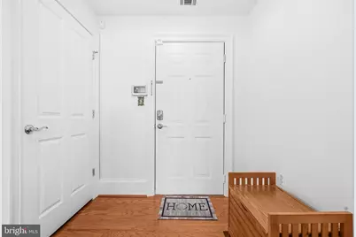 10401 Strathmore Park Court #101, North Bethesda, MD 20852 - Photo 3