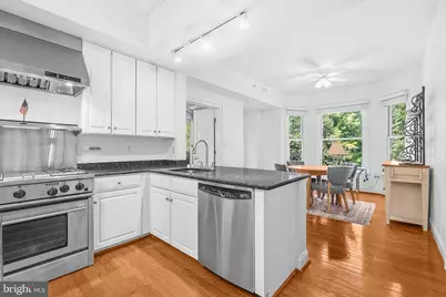10401 Strathmore Park Court #101, North Bethesda, MD 20852 - Photo 11