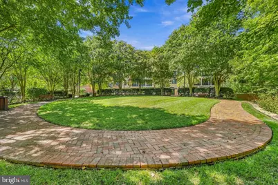 10401 Strathmore Park Court #101, North Bethesda, MD 20852 - Photo 33