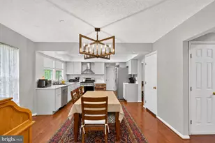 19319 Plummer Dr, Germantown, MD 20876 - Photo 13