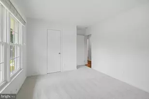 12027 Devilwood Dr, Potomac, MD 20854 - Photo 19