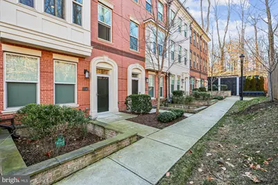 10340 Grosvenor Place, Rockville, MD 20852 - Photo 3