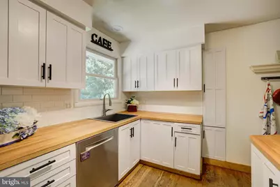 11408 Orleans Way, Kensington, MD 20895 - Photo 5