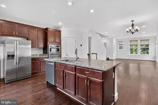 27 Fairbanks Dr, Gaithersburg, MD 20877 - Photo 9