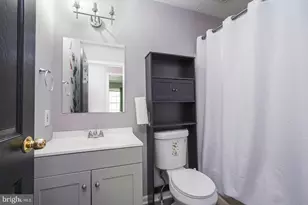 17713 Silkcotton Way, Gaithersburg, MD 20877 - Photo 23
