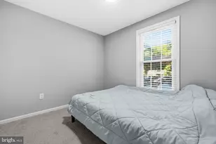 17624 Lindstrom Ct, Gaithersburg, MD 20877 - Photo 5