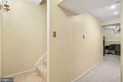 17914 Cottonwood Terrace, Gaithersburg, MD 20877 - Photo 29