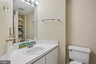 17914 Cottonwood Terrace, Gaithersburg, MD 20877 - Photo 35
