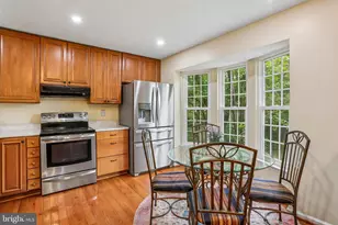 17914 Cottonwood Terrace, Gaithersburg, MD 20877 - Photo 3