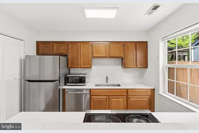 15711 Ambiance Drive, North Potomac, MD 20878 - Photo 3