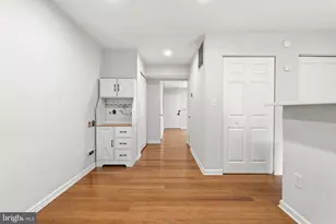 15711 Ambiance Dr, North Potomac, MD 20878 - Photo 13