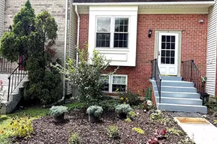 7 Narrowleaf Ct, Gaithersburg, MD 20878 - Photo 1