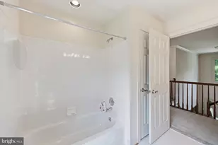 19808 Falling Spring Ct, Gaithersburg, MD 20882 - Photo 39