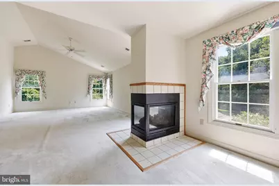 19808 Falling Spring Court, Gaithersburg, MD 20882 - Photo 31