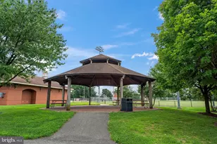 617 Bright Meadow Dr, Gaithersburg, MD 20878 - Photo 95