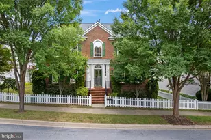 617 Bright Meadow Dr, Gaithersburg, MD 20878 - Photo 1