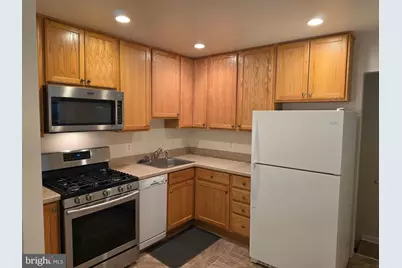 4700 Red Fox Road, Rockville, MD 20852 - Photo 5