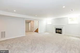 6206 E Halbert Rd, Bethesda, MD 20817 - Photo 27