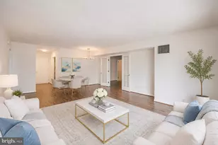 4601 N Park Ave, Chevy Chase, MD 20815 - Photo 3