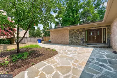 6216 Goodview Street, Bethesda, MD 20817 - Photo 5