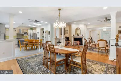 11904 Renwood Lane, North Bethesda, MD 20852 - Photo 9