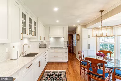 11905 Viewcrest Terrace, Silver Spring, MD 20902 - Photo 13