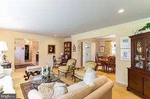 11905 Viewcrest Terrace, Silver Spring, MD 20902 - Photo 9
