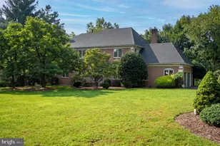 26 Holly Leaf Ct, Bethesda, MD 20817 - Photo 5
