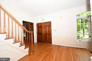 26 Holly Leaf Ct, Bethesda, MD 20817 - Photo 11