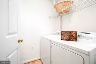 806 Amber Tree Ct, Gaithersburg, MD 20878 - Photo 23