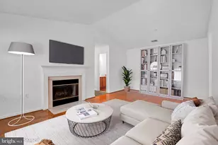 806 Amber Tree Ct, Gaithersburg, MD 20878 - Photo 15