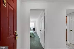 806 Amber Tree Ct, Gaithersburg, MD 20878 - Photo 5