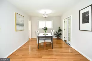5701 Radnor Ct, Bethesda, MD 20817 - Photo 9