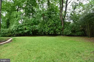 5701 Radnor Ct, Bethesda, MD 20817 - Photo 47