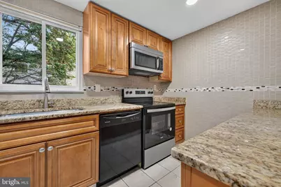 7804 Epsilon, Derwood, MD 20855 - Photo 5