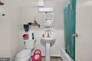 7804 Epsilon, Derwood, MD 20855 - Photo 13