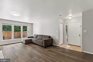 13212 Meander Cove Dr, Germantown, MD 20874 - Photo 5