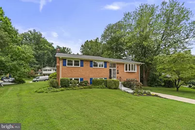 6412 Hollins Drive, Bethesda, MD 20817 - Photo 3
