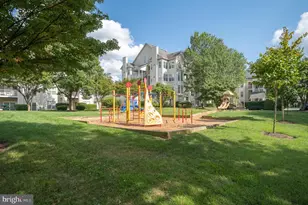 9810 Feathertree Terrace, Montgomery Village, MD 20886 - Photo 33