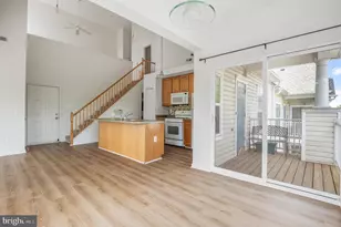 9810 Feathertree Terrace, Montgomery Village, MD 20886 - Photo 11