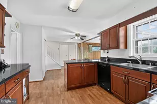 7905 Ivymount Terrace, Potomac, MD 20854 - Photo 7