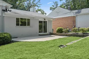 8212 Hawthorne Rd, Bethesda, MD 20817 - Photo 13
